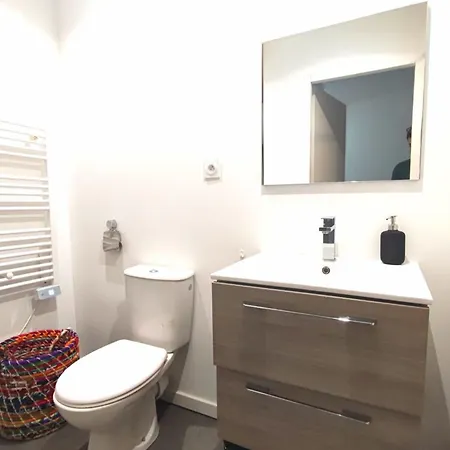 Apartament Beautiful Duplex With Ac - Place Du Palais Bordeaux
