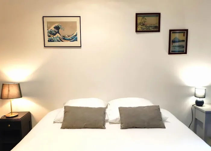 Beautiful Duplex With Ac - Place Du Palais 아파트 *