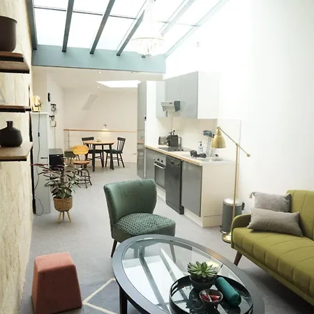 Beautiful Duplex With Ac - Place Du Palais 보르도